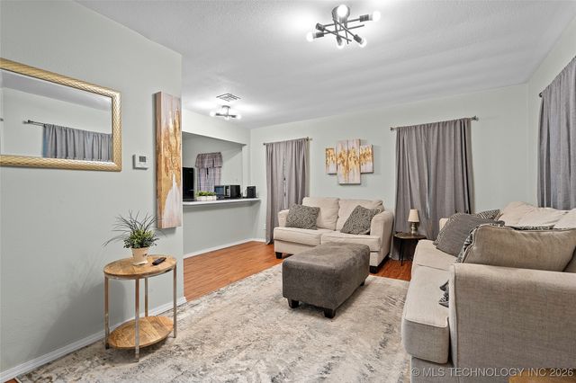 818 Northwest Boulevard, Ardmore, OK 73401