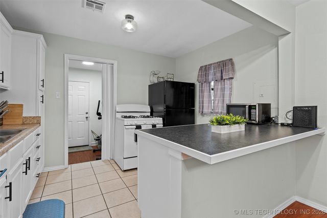 818 Northwest Boulevard, Ardmore, OK 73401