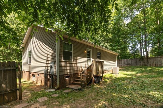 404 Sharon Avenue, Asheboro, NC 27203