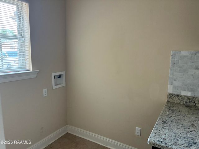 122 Angel Rock Lane, Broussard, LA 70518