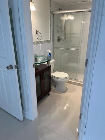 8025 SW 107th Ave 118, Miami, FL 33173