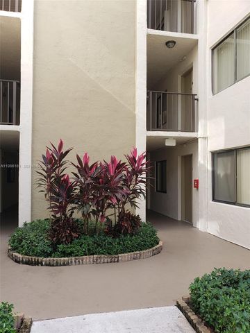 8025 SW 107th Ave 118, Miami, FL 33173