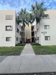 8025 SW 107th Ave 118, Miami, FL 33173