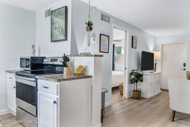 7605 Ridgewood Avenue 9, Cape Canaveral, FL 32920