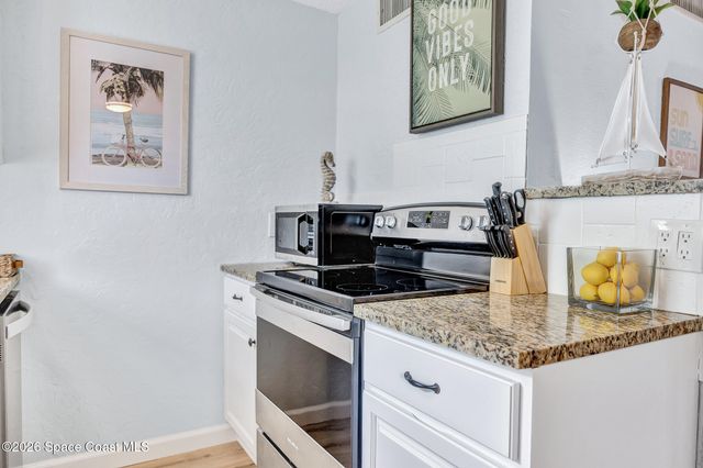 7605 Ridgewood Avenue 9, Cape Canaveral, FL 32920