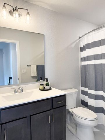 N161W21960 Daisy DRIVE, Jackson, WI 53037