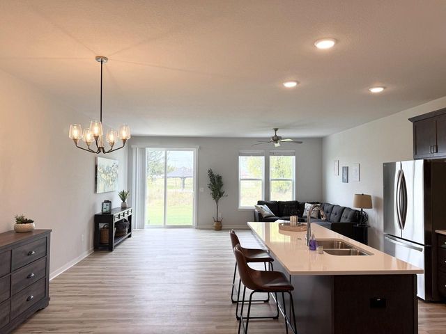 N161W21960 Daisy DRIVE, Jackson, WI 53037