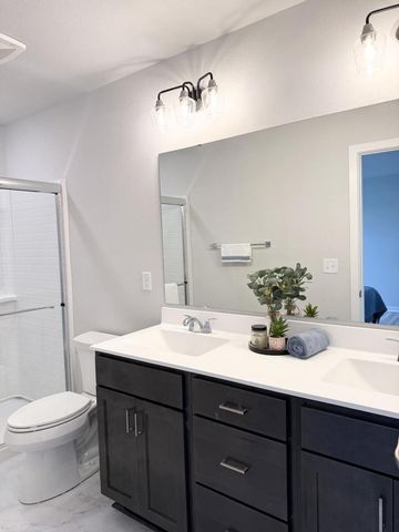 N161W21960 Daisy DRIVE, Jackson, WI 53037