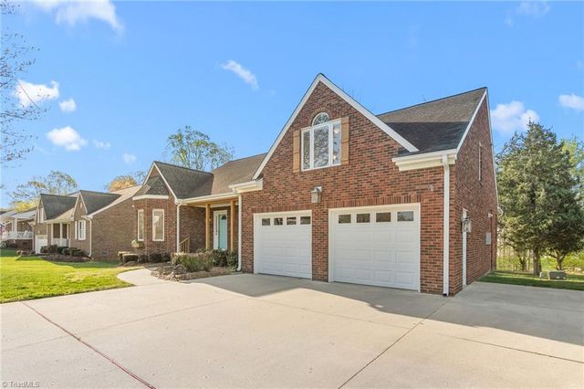 548 Little Creek Drive, Graham, NC 27253