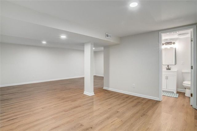 12305 E 52nd Terrace, Kansas City, MO 64133