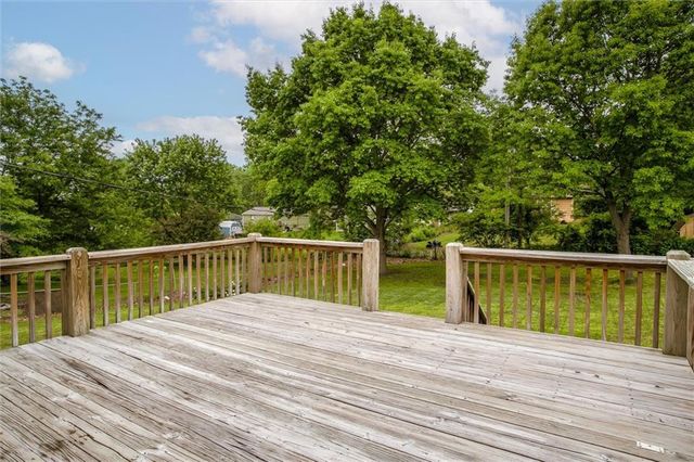 12305 E 52nd Terrace, Kansas City, MO 64133