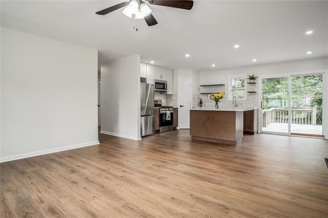 12305 E 52nd Terrace, Kansas City, MO 64133