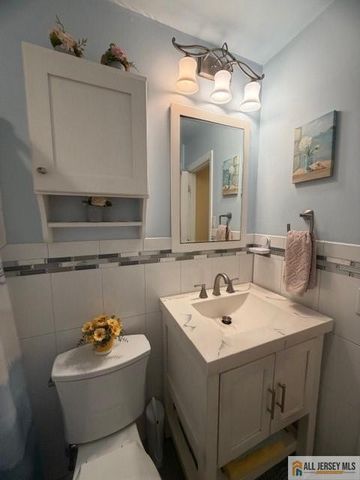 289 Main Street 4D, Spotswood, NJ 08884