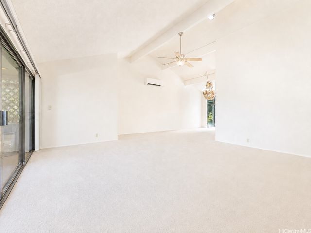 1593 Kalaniuka Circle 84, Honolulu, HI 96821