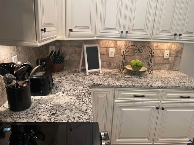 107 Hollow Wood Way, Bonaire, GA 31047
