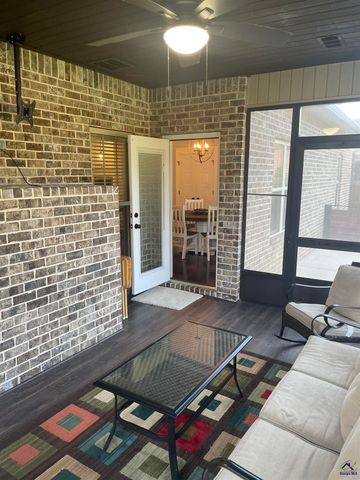 107 Hollow Wood Way, Bonaire, GA 31047
