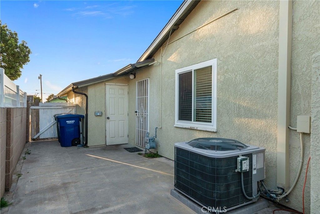 Image 28 of property listing at 7800 La Corona, Buena Park, CA 90620