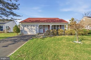 8 MARLOW AVE, Manchester Township, NJ 08759