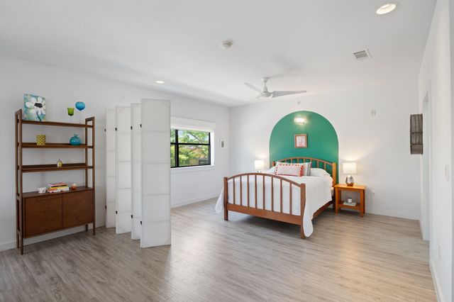 1111 S Akard Street 314, Dallas, TX 75215
