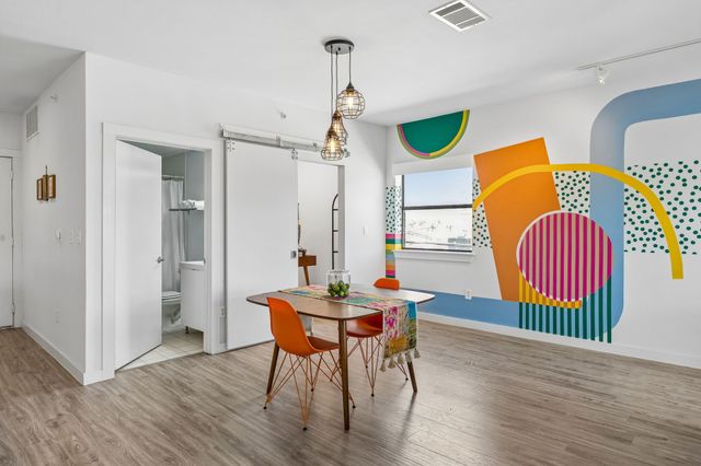 1111 S Akard Street 314, Dallas, TX 75215