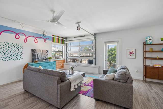 1111 S Akard Street 314, Dallas, TX 75215