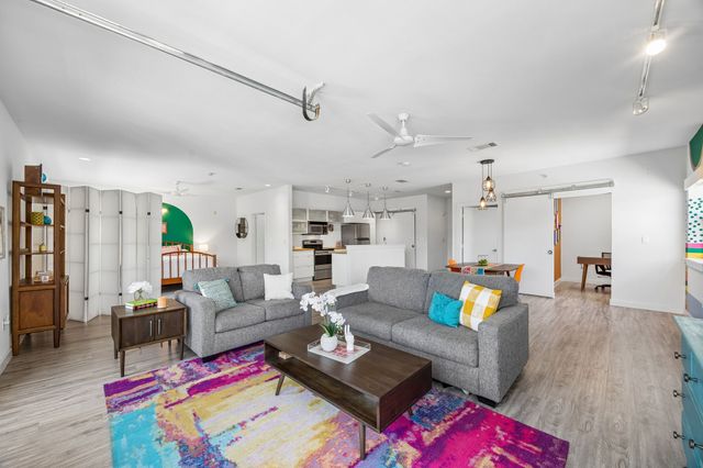 1111 S Akard Street 314, Dallas, TX 75215