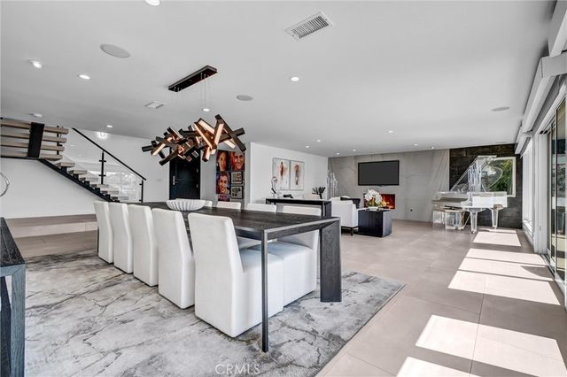 16412 Ardsley Circle, Huntington Beach, CA 92649