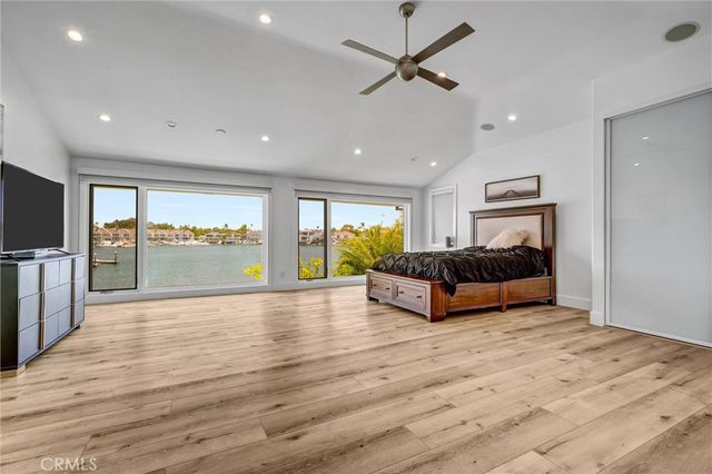 16412 Ardsley Circle, Huntington Beach, CA 92649