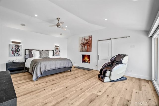16412 Ardsley Circle, Huntington Beach, CA 92649
