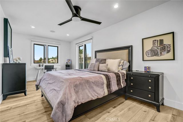 16412 Ardsley Circle, Huntington Beach, CA 92649
