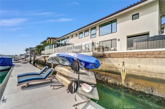 16412 Ardsley Circle, Huntington Beach, CA 92649