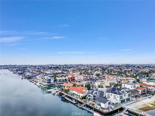 16412 Ardsley Circle, Huntington Beach, CA 92649