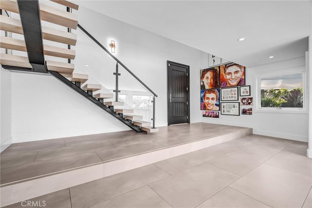 16412 Ardsley Circle, Huntington Beach, CA 92649