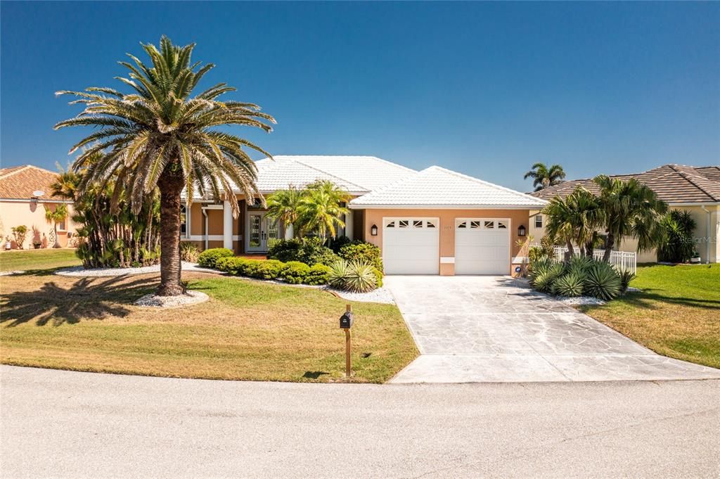 Image 1 of property listing at 1374 GREBE DRIVE, Punta Gorda, FL 33950