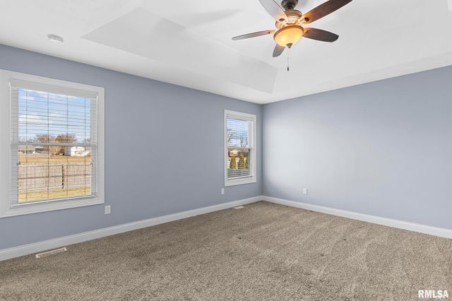 1821 Avenel Lane, Chatham, IL 62629