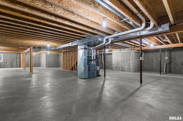 1821 Avenel Lane, Chatham, IL 62629