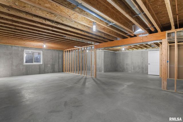 1821 Avenel Lane, Chatham, IL 62629