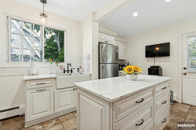 181 Selvage Avenue, Teaneck, NJ 07666