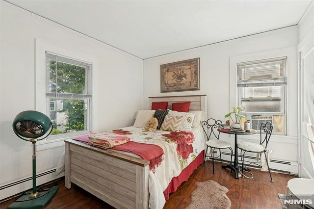 181 Selvage Avenue, Teaneck, NJ 07666