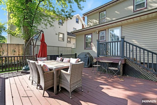 181 Selvage Avenue, Teaneck, NJ 07666