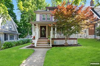 181 Selvage Avenue, Teaneck, NJ 07666
