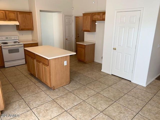 6005 S 15TH Drive, Phoenix, AZ 85041