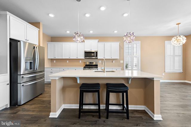 103 BENNET LN, Manahawkin, NJ 08050