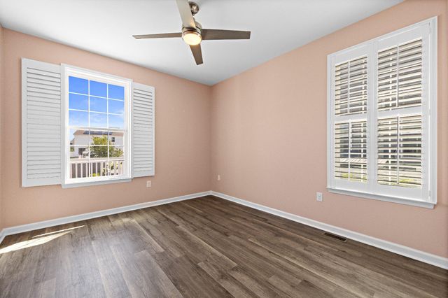 103 BENNET LN, Manahawkin, NJ 08050