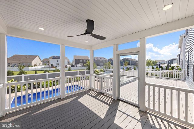 103 BENNET LN, Manahawkin, NJ 08050