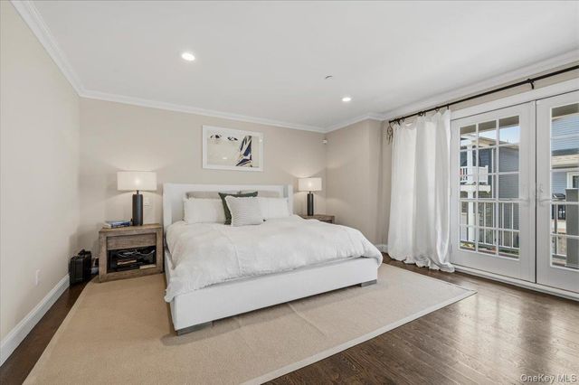 90 Alabama Street, Long Beach, NY 11561