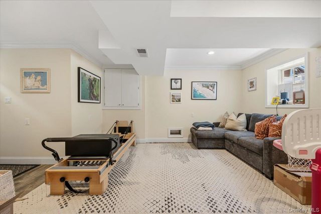 90 Alabama Street, Long Beach, NY 11561