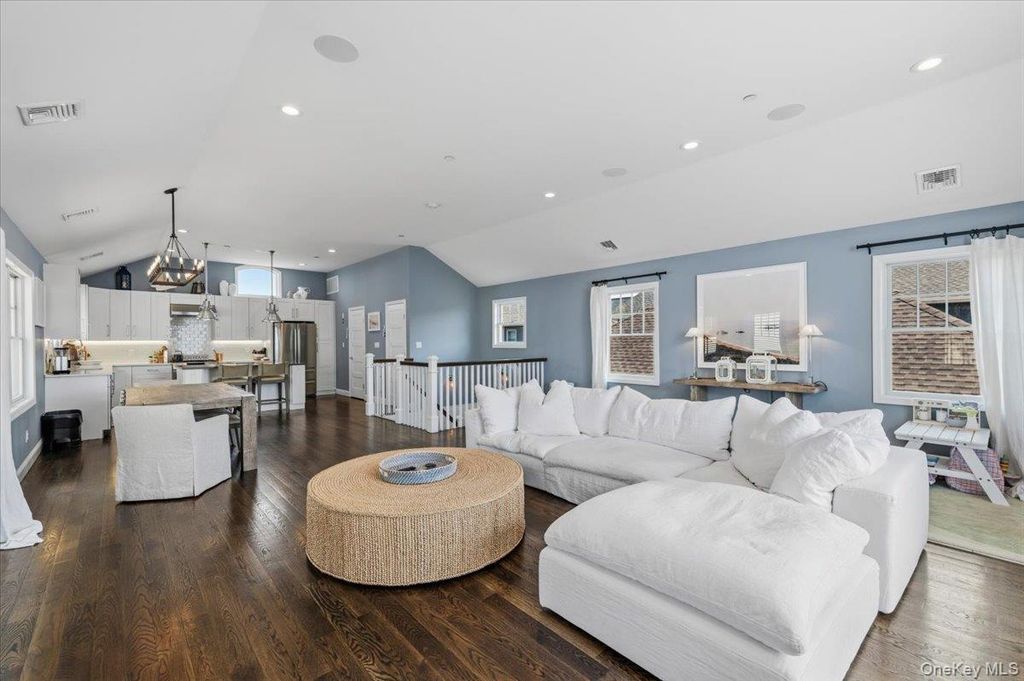 90 Alabama Street, Long Beach, NY 11561 — photo 3