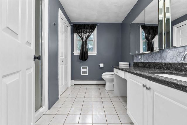 64 Vine St, Saugus, MA 01906