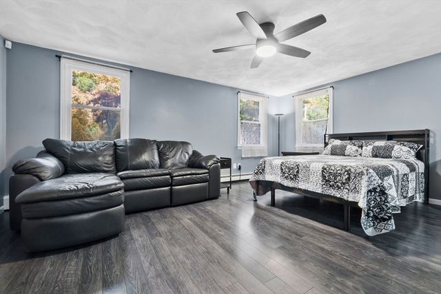 64 Vine St, Saugus, MA 01906